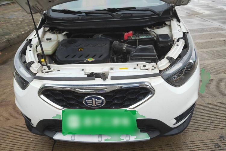 Used FAW Junpai D60 2015 1.5L Manual Luxury Model Engine Bay
