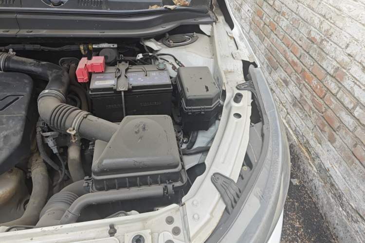 Used FAW Junpai D60 2015 1.5L Manual Luxury Model Engine Bay Left