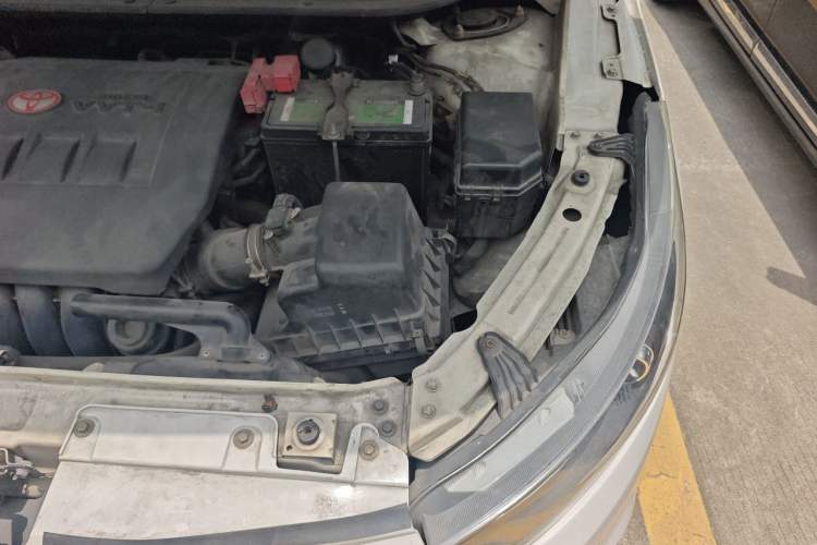 Used FAW Junpai D60 2015 1.8L Automatic Prestige Model Engine Bay Left