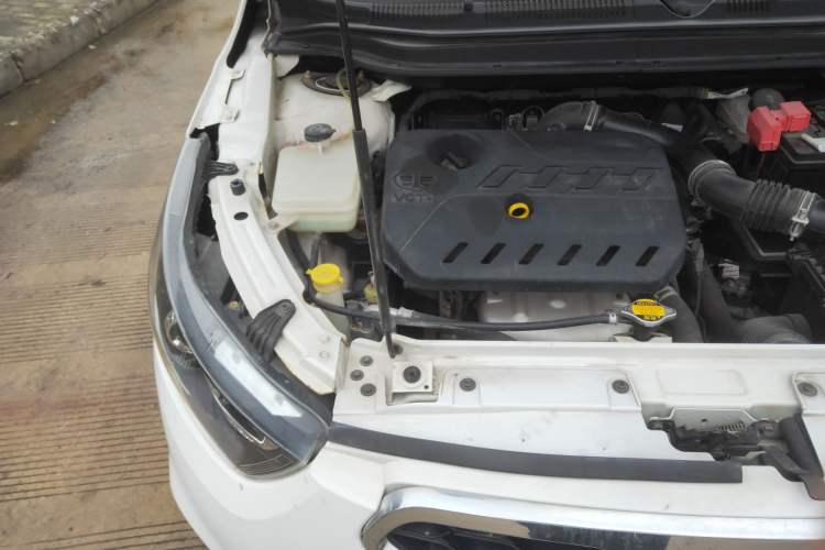 Used FAW Junpai D60 2015 1.5L Manual Luxury Model Engine Bay Right