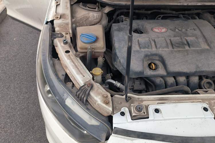 Used FAW Junpai D60 2015 1.8L Automatic Prestige Model Engine Bay Right