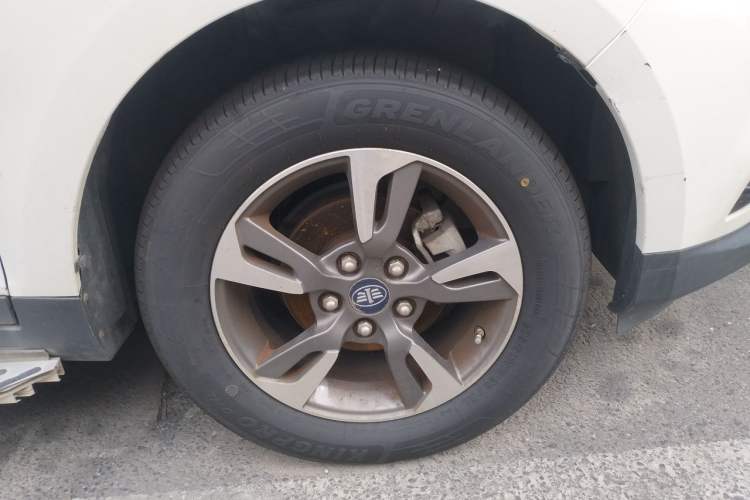 Used FAW Junpai D60 2015 1.8L Automatic Prestige Model Exterior 1