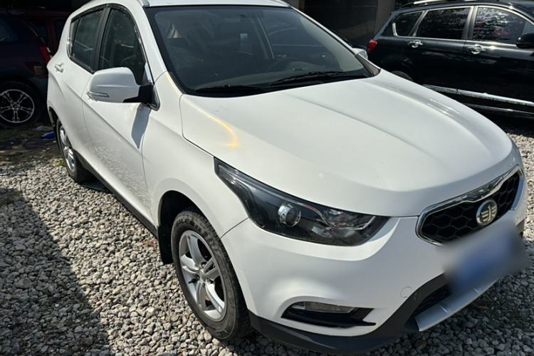 Used FAW Junpai D60 2015 1.5L Manual Standard Edition Exterior 2