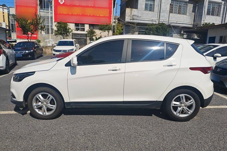Used FAW Junpai D60 2015 1.5L Manual Comfort Model Exterior 3