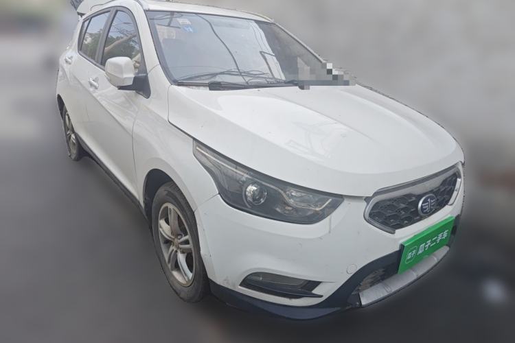Used FAW Junpai D60 2015 1.5L Manual Luxury Model Front Right 45 Deg