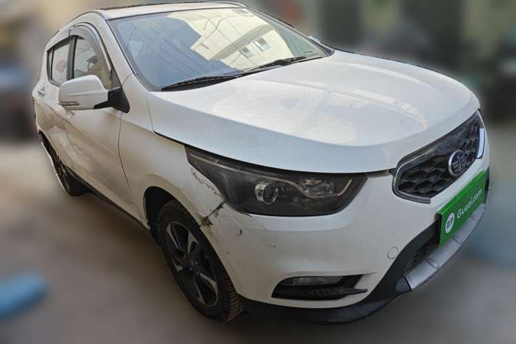Used FAW Junpai D60 2015 1.8L Automatic Prestige Model Front Right 45 Deg