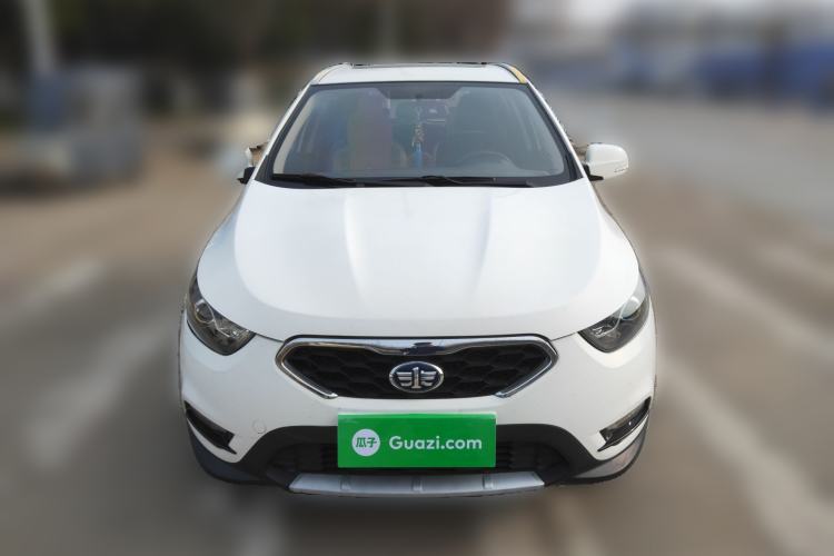 Used FAW Junpai D60 2015 1.5L Manual Luxury Model Front