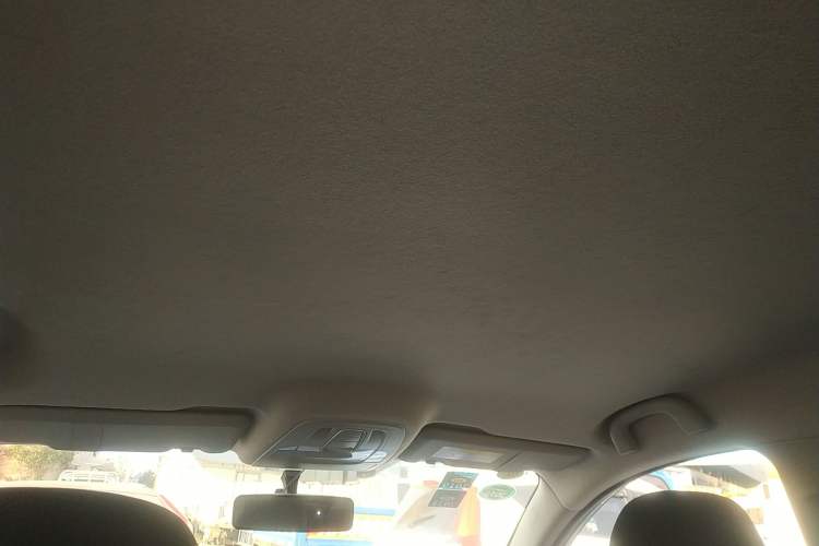Used FAW Junpai D60 2015 1.5L Manual Tech Version Headliner