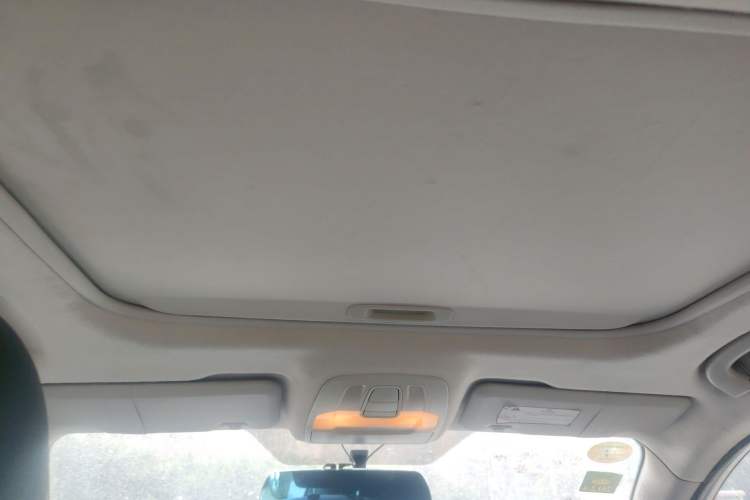 Used FAW Junpai D60 2015 1.8L Automatic Luxury Model Headliner