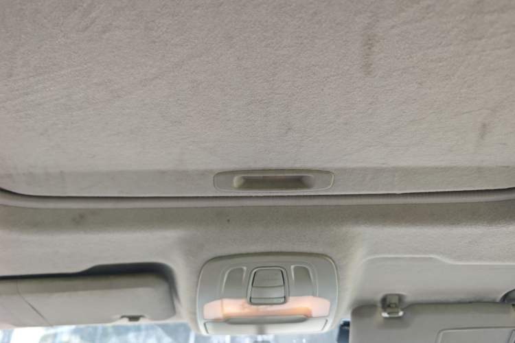 Used FAW Junpai D60 2015 1.8L Automatic Prestige Model Headliner