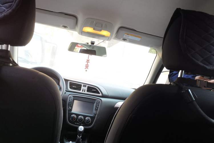 Used FAW Junpai D60 2015 1.5L Manual Standard Edition Headliner