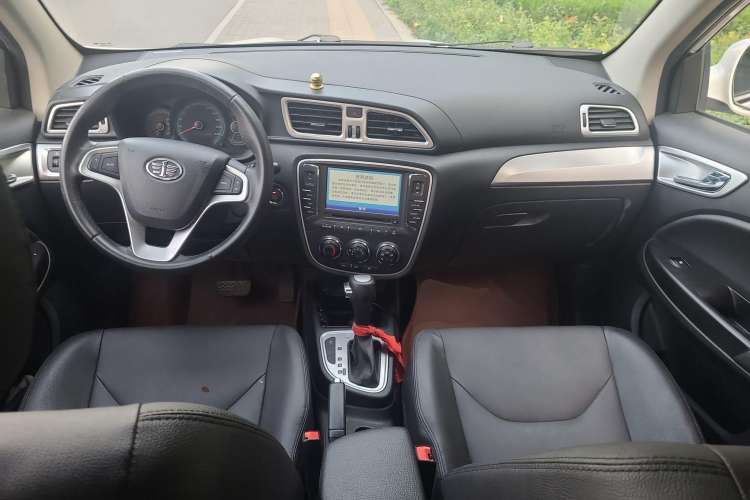 Used FAW Junpai D60 2015 1.8L Automatic Prestige Model Interior 3