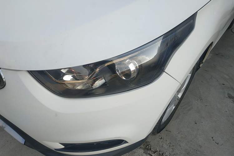Used FAW Junpai D60 2015 1.5L Manual Tech Version Left Front Headlight