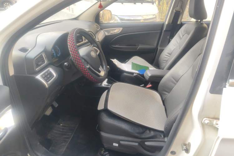 Used FAW Junpai D60 2015 1.8L Automatic Luxury Model Left Front Seat