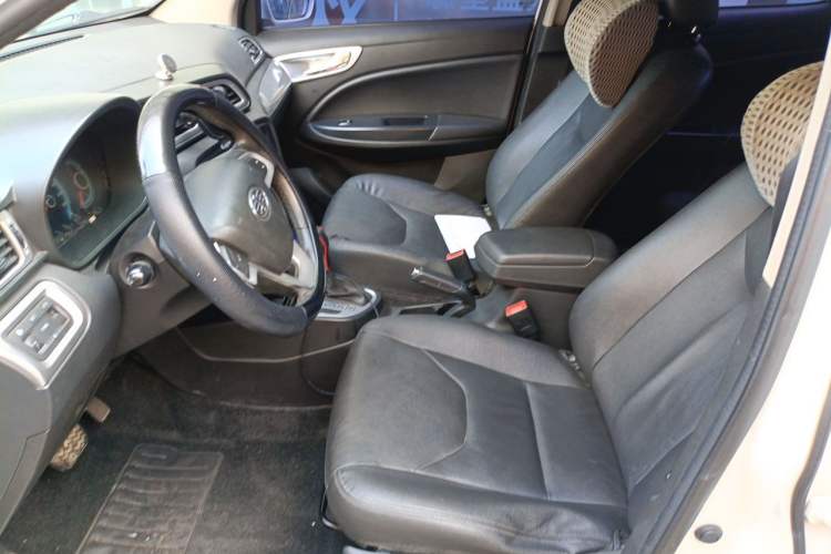 Used FAW Junpai D60 2015 1.8L Automatic Luxury Model Left Front Seat