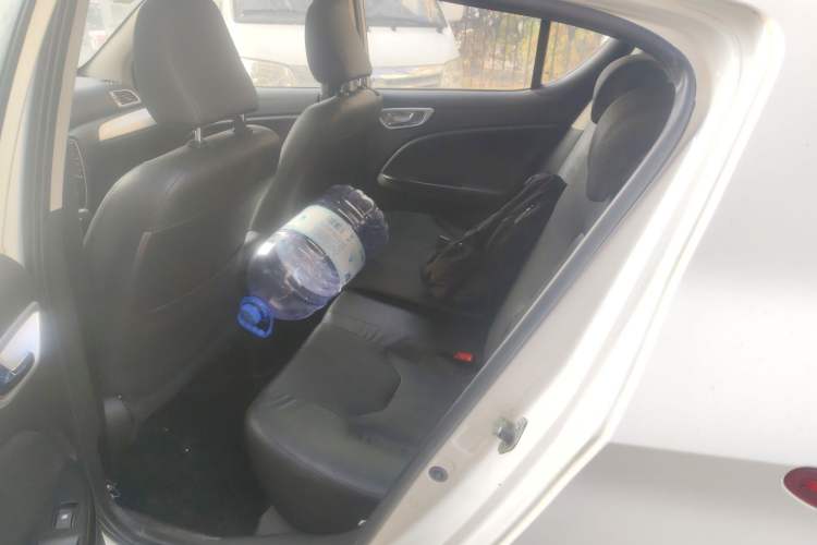 Used FAW Junpai D60 2015 1.8L Automatic Luxury Model Left Rear Seat
