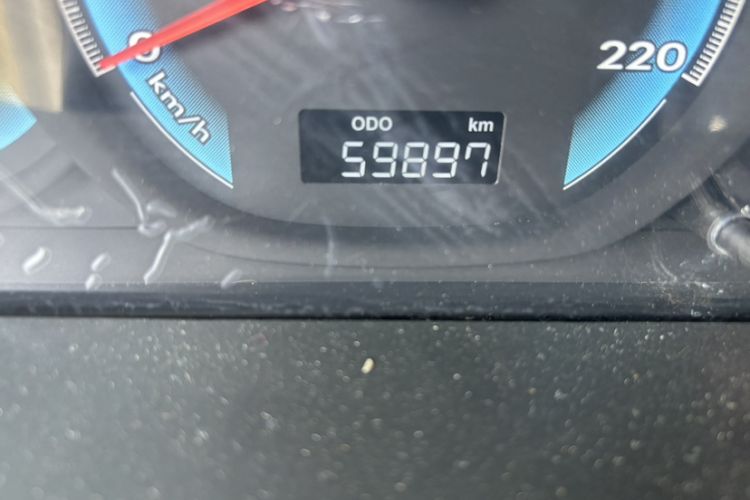 Used FAW Junpai D60 2015 1.5L Manual Standard Edition Odometer Close Up