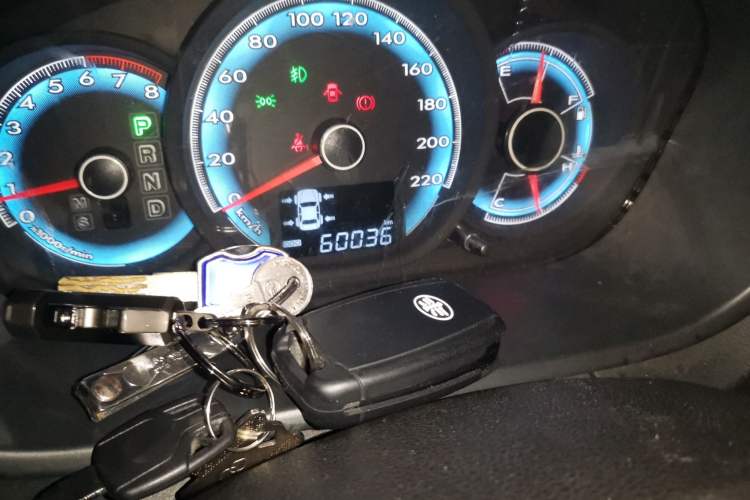 Used FAW Junpai D60 2015 1.8L Automatic Prestige Model Odometer Close Up