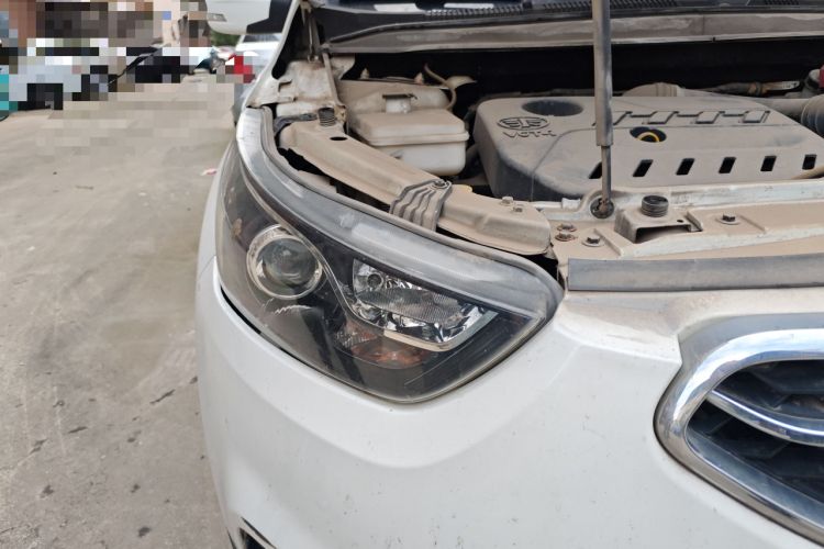 Used FAW Junpai D60 2015 1.5L Manual Standard Edition Right Front Headlight