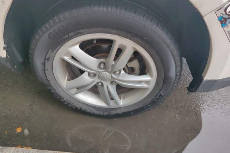 Used FAW Junpai D60 2015 1.5L Manual Standard Edition Right Front Wheel Hub