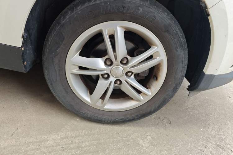 Used FAW Junpai D60 2015 1.5L Manual Standard Edition Right Front Wheel Hub