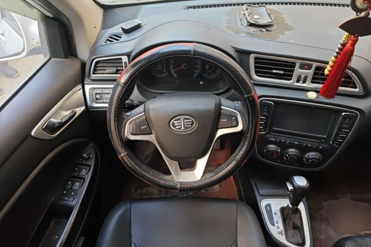 Used FAW Junpai D60 2015 1.8L Automatic Prestige Model Steering Wheel