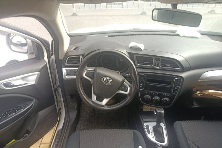 Used FAW Junpai D60 2015 1.8L Automatic Comfort Model Steering Wheel