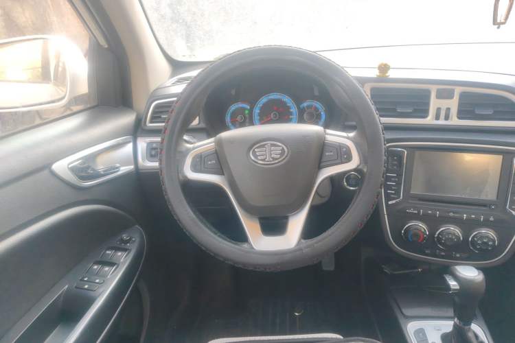 Used FAW Junpai D60 2015 1.8L Automatic Luxury Model Steering Wheel