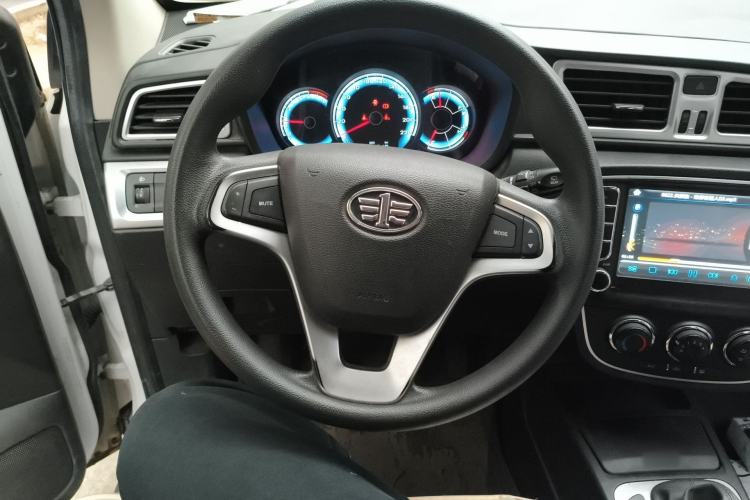 Used FAW Junpai D60 2015 1.5L Manual Tech Version Steering Wheel