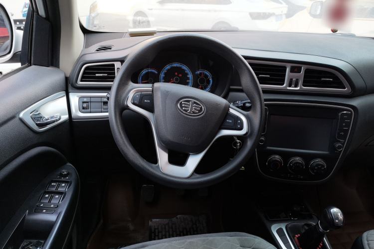 Used FAW Junpai D60 2015 1.5L Manual Standard Edition Steering Wheel