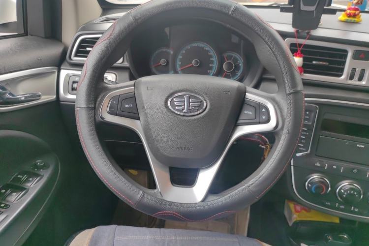 Used FAW Junpai D60 2015 1.5L Manual Standard Edition Steering Wheel
