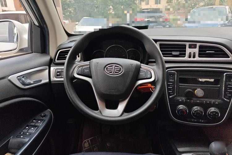Used FAW Junpai D60 2015 1.5L Manual Standard Edition Steering Wheel