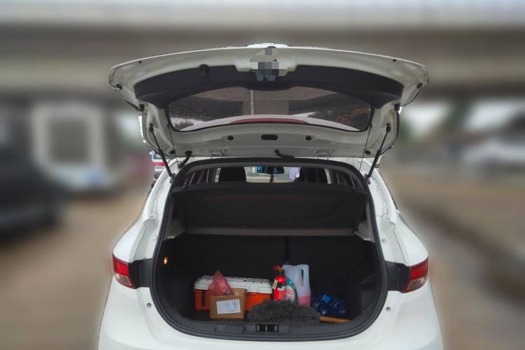 Used FAW Junpai D60 2015 1.5L Manual Luxury Model Trunk