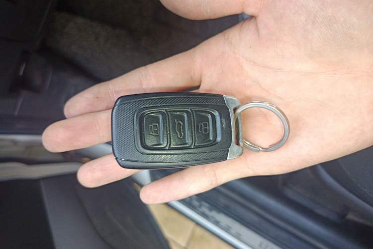 Used FAW Junpai D60 2015 1.8L Automatic Comfort Model Vehicle Key
