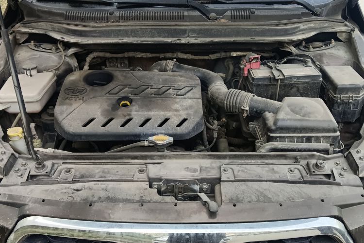 Used FAW Junpai D60 2015 1.5L Manual Standard Edition Engine Bay