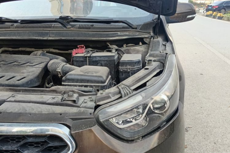 Used FAW Junpai D60 2015 1.5L Manual Standard Edition Engine Bay Left