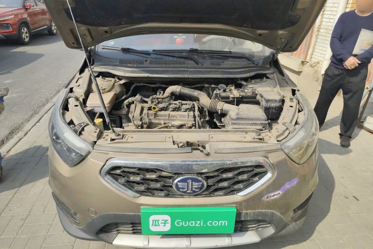 Used FAW Junpai D60 2015 1.5L Manual Luxury Model Engine Bay