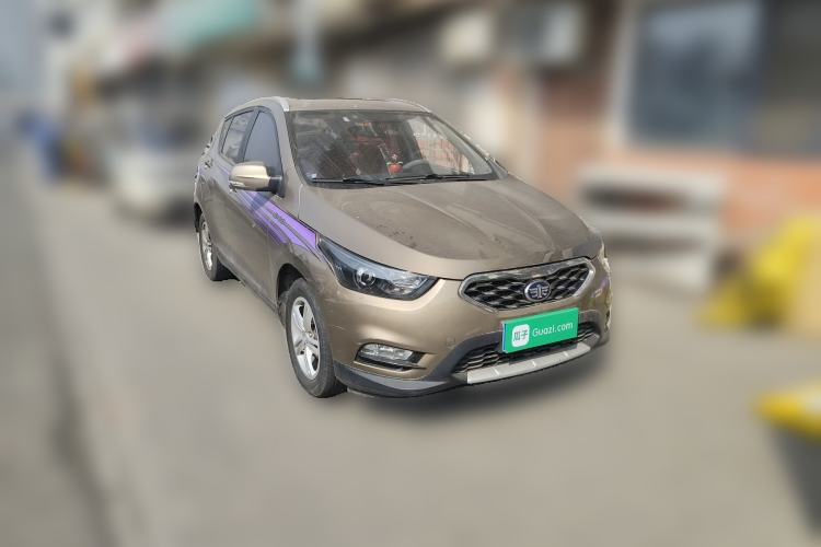Used FAW Junpai D60 2015 1.5L Manual Luxury Model Front Right 45 Deg