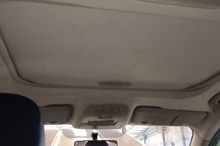 Used FAW Junpai D60 2015 1.8L Automatic Prestige Model Headliner