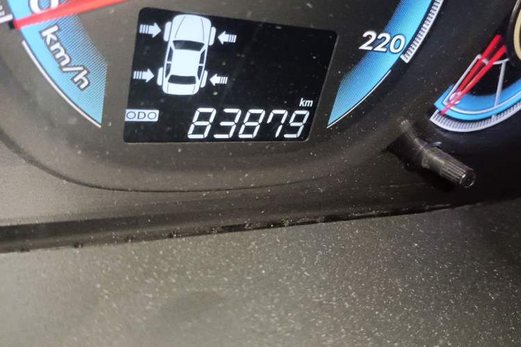 Used FAW Junpai D60 2015 1.8L Automatic Prestige Model Odometer Close Up