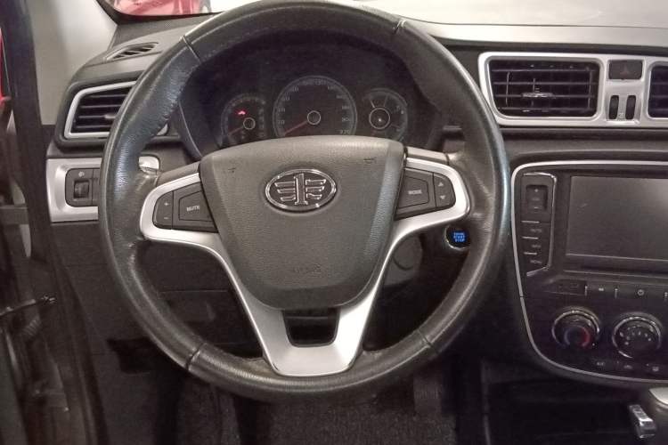 Used FAW Junpai D60 2015 1.8L Automatic Prestige Model Steering Wheel