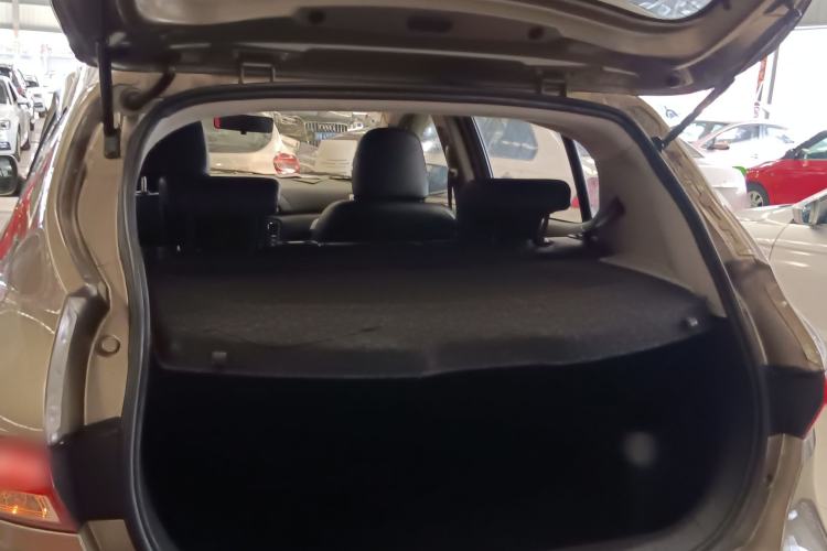 Used FAW Junpai D60 2015 1.8L Automatic Prestige Model Trunk