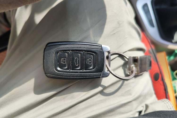 Used FAW Junpai D60 2015 1.5L Manual Luxury Model Vehicle Key