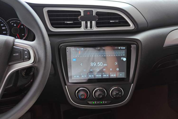Used FAW Junpai D60 2016 1.5L Manual Standard Edition Audio And AC Panel