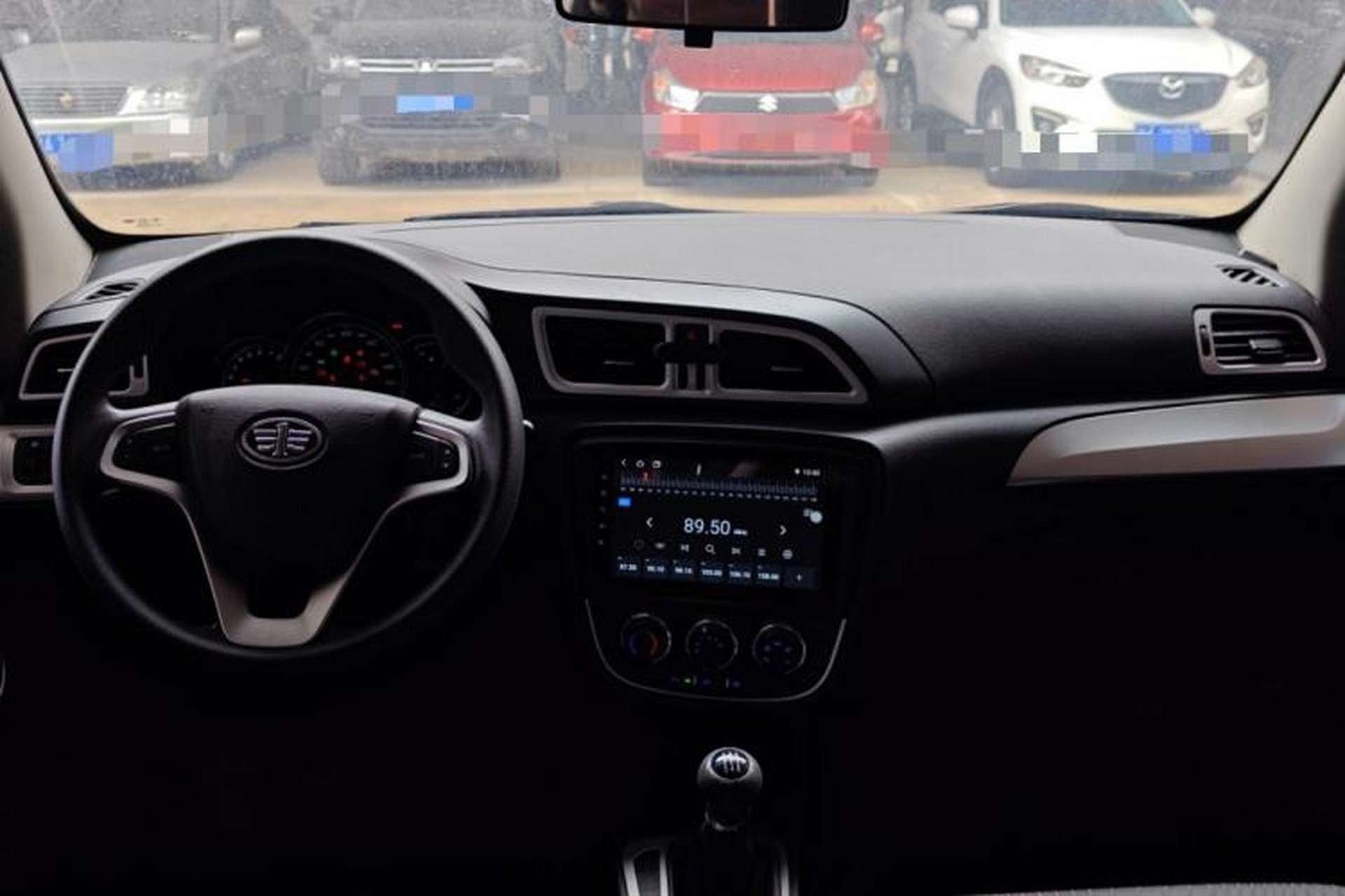 Used FAW Junpai D60 2016 1.5L Manual Standard Edition Center Console