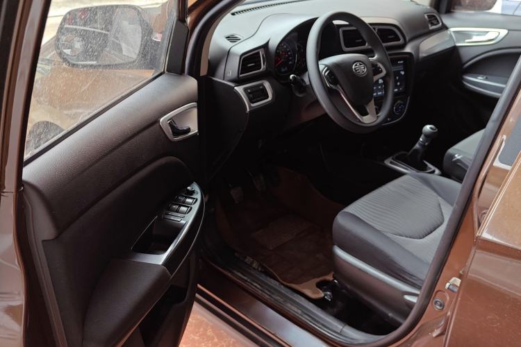 Used FAW Junpai D60 2016 1.5L Manual Standard Edition Driver Seat