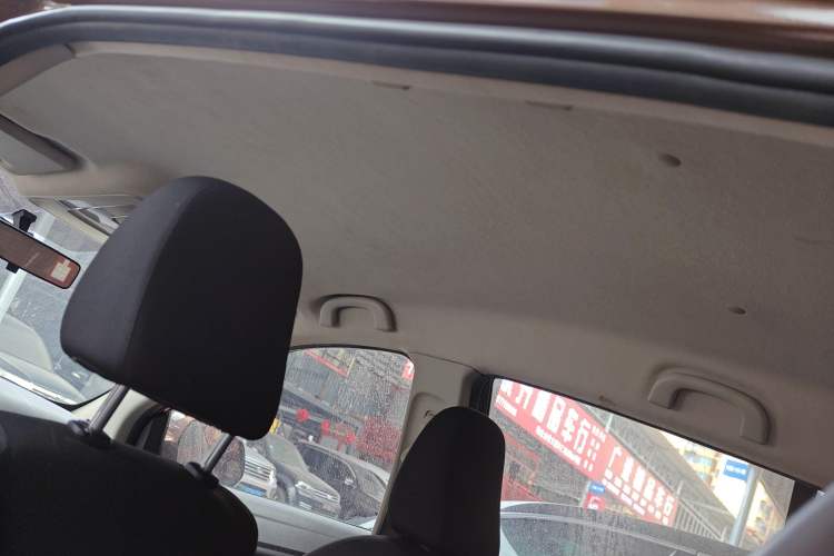Used FAW Junpai D60 2016 1.5L Manual Standard Edition Headliner