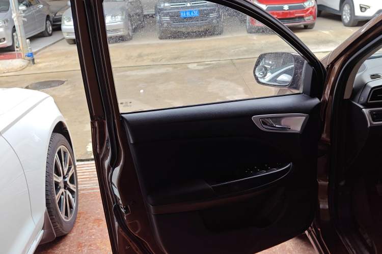 Used FAW Junpai D60 2016 1.5L Manual Standard Edition Left Front Door Interior