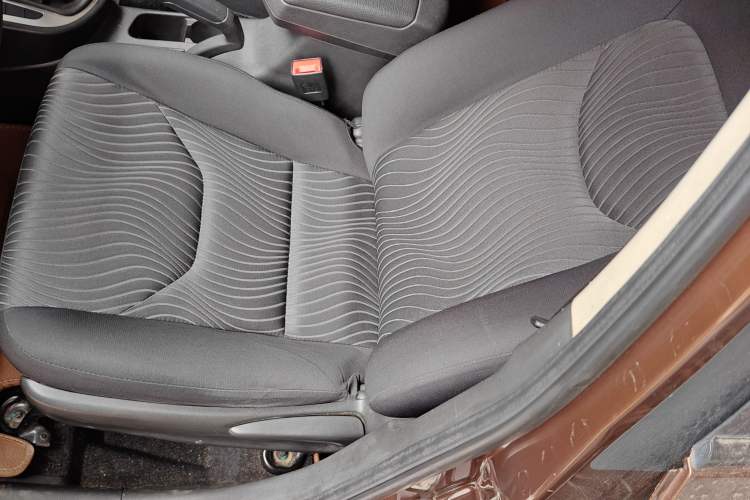 Used FAW Junpai D60 2016 1.5L Manual Standard Edition Left Front Seat