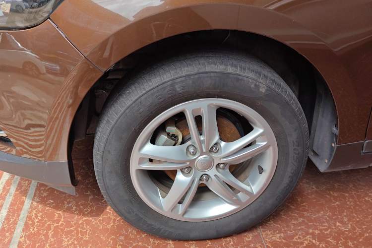 Used FAW Junpai D60 2016 1.5L Manual Standard Edition Left Front Wheel Hub